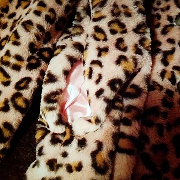 SALE Last 1! Boho leopard delight PINK faux - Picture 8 of 8